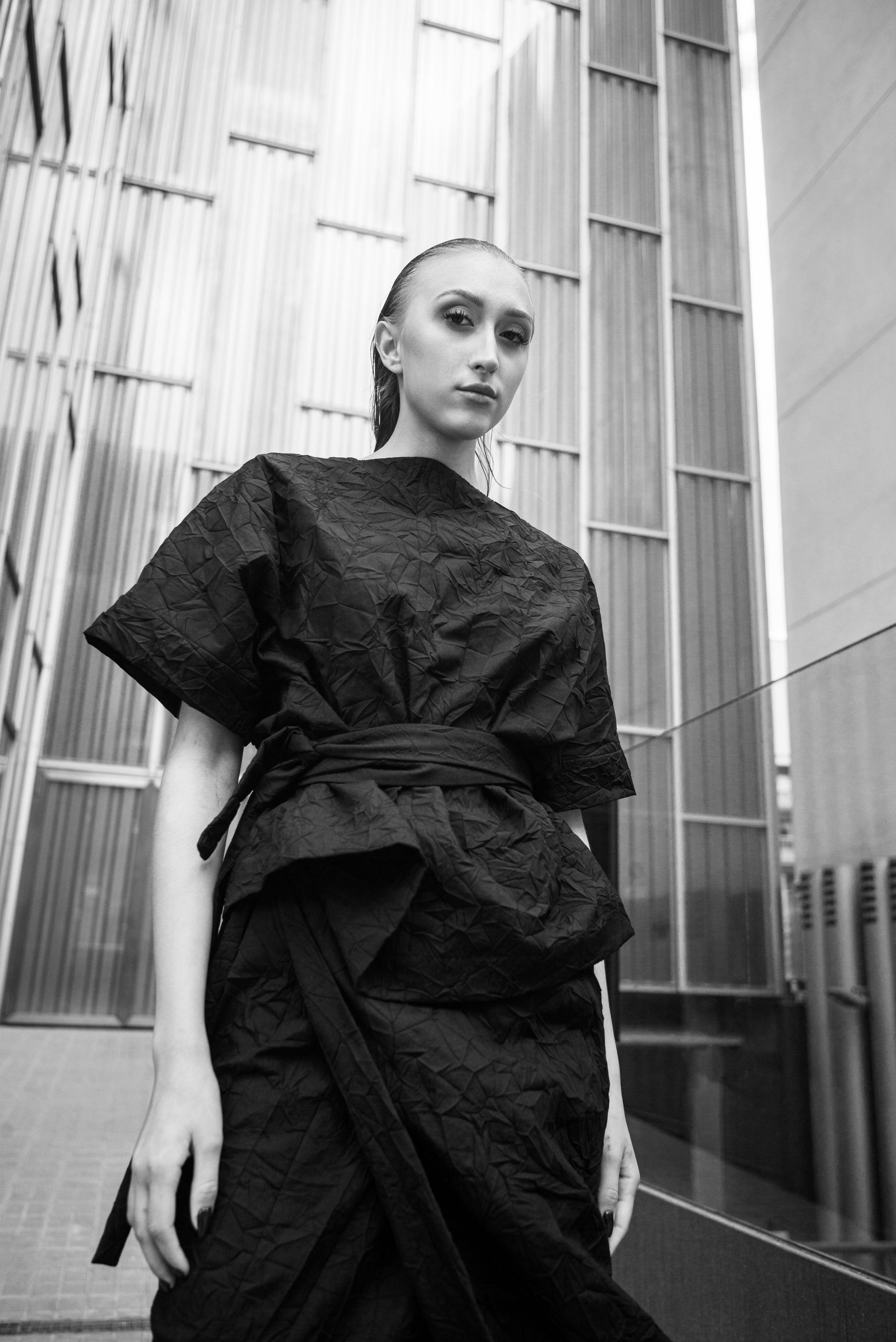 W_15 Top Hourglass Crumpled