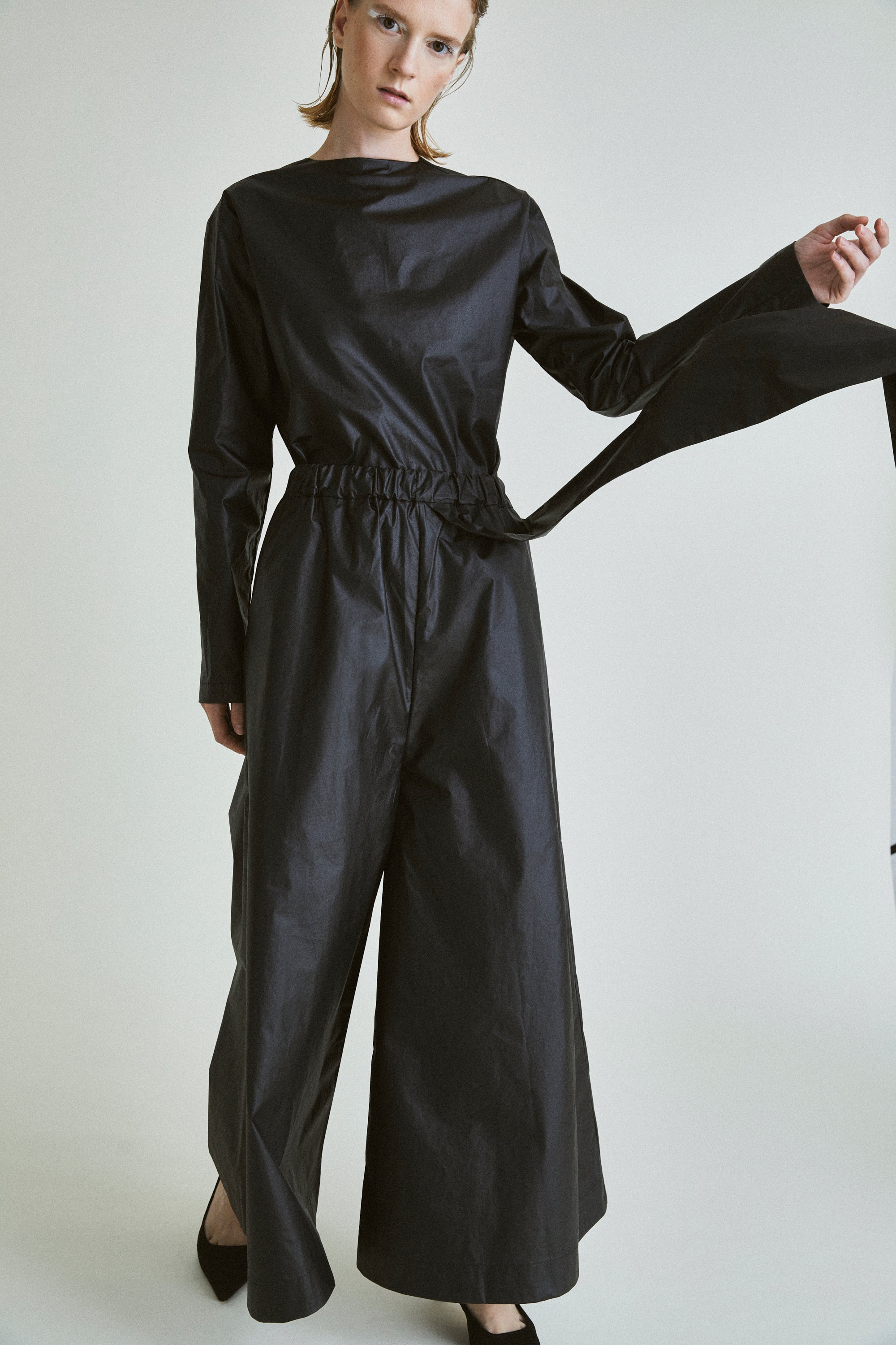 Y_16 Pants Detail Shine