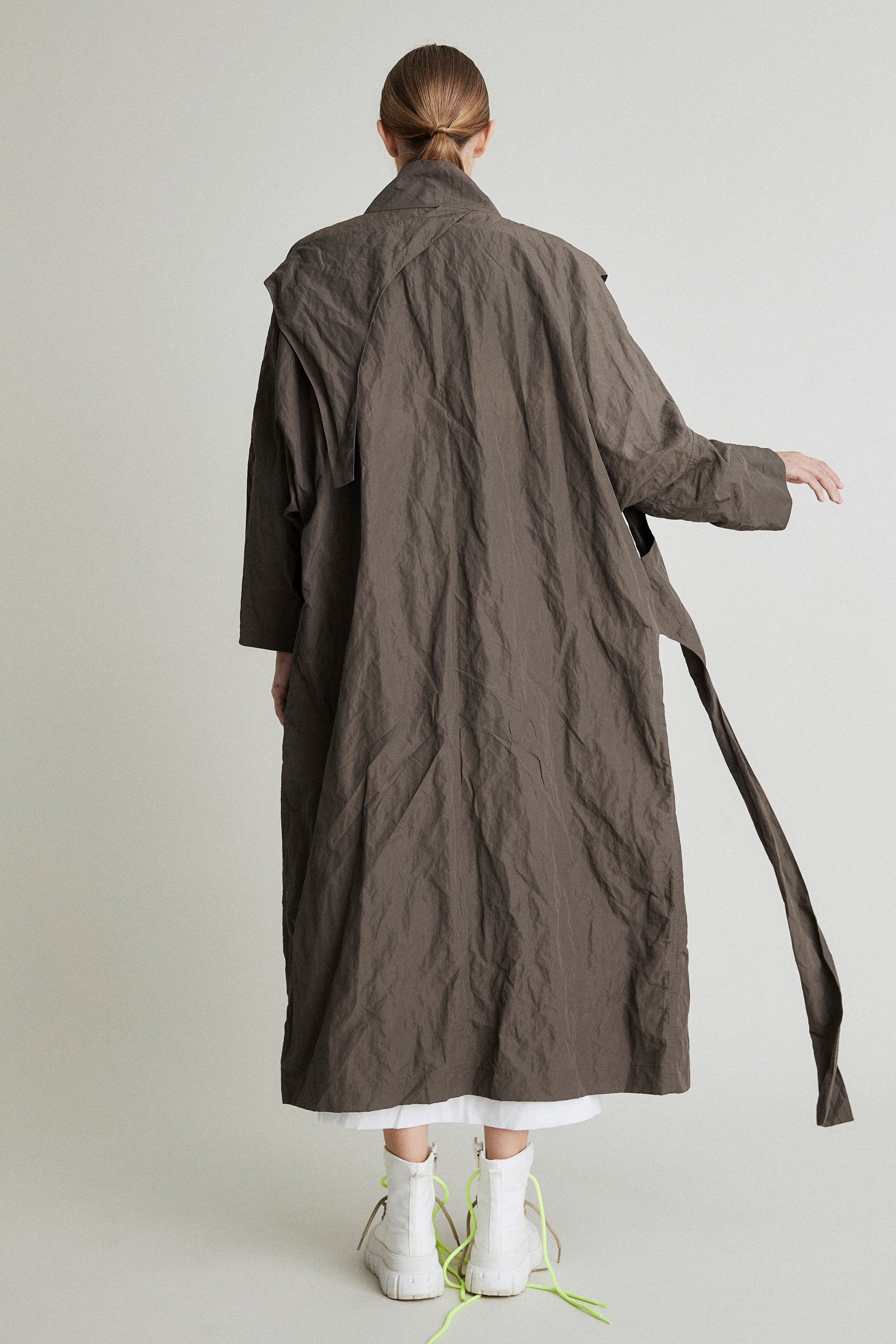 W_03 Raincoat Detail