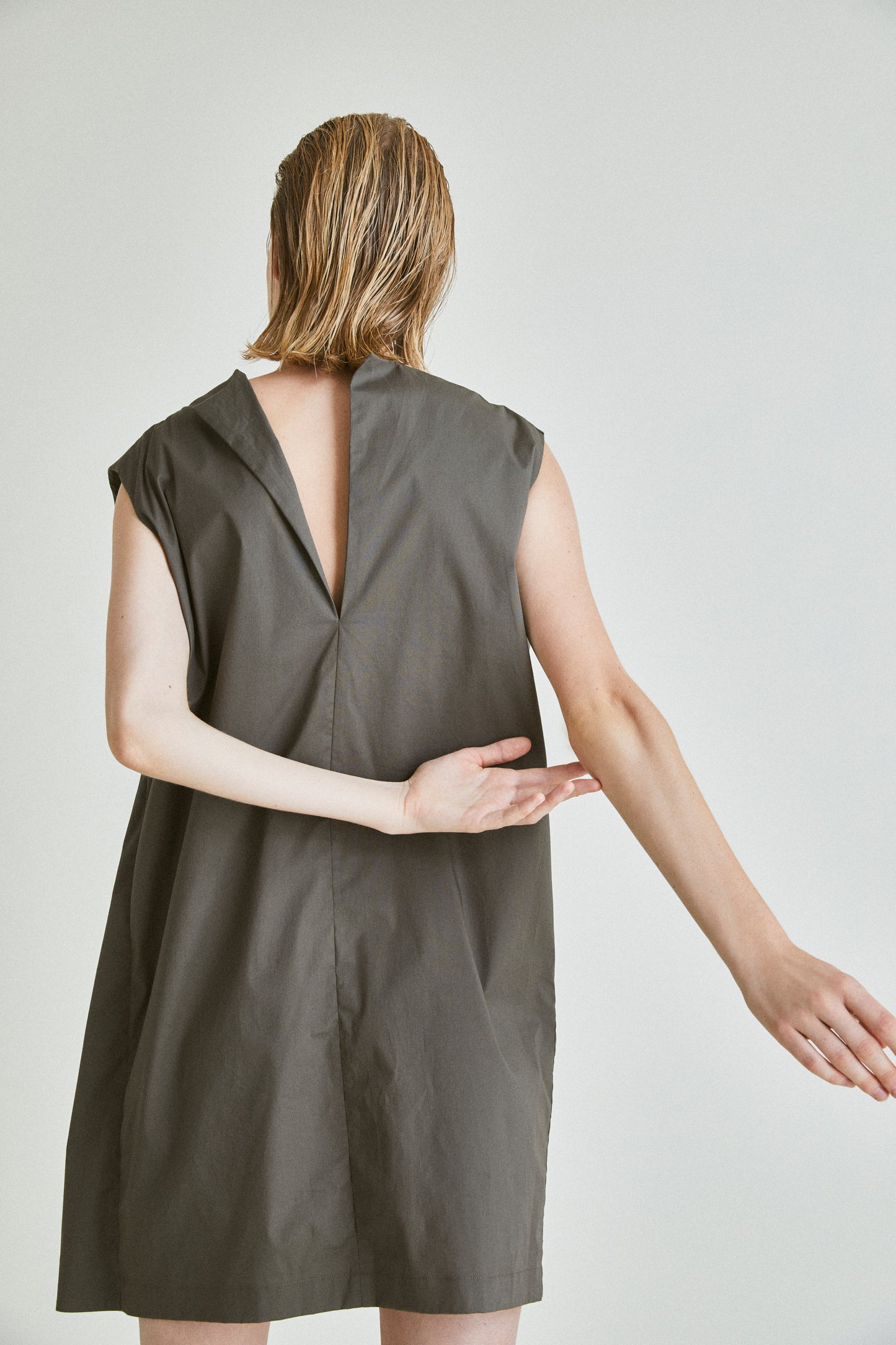 R_05 Dress
