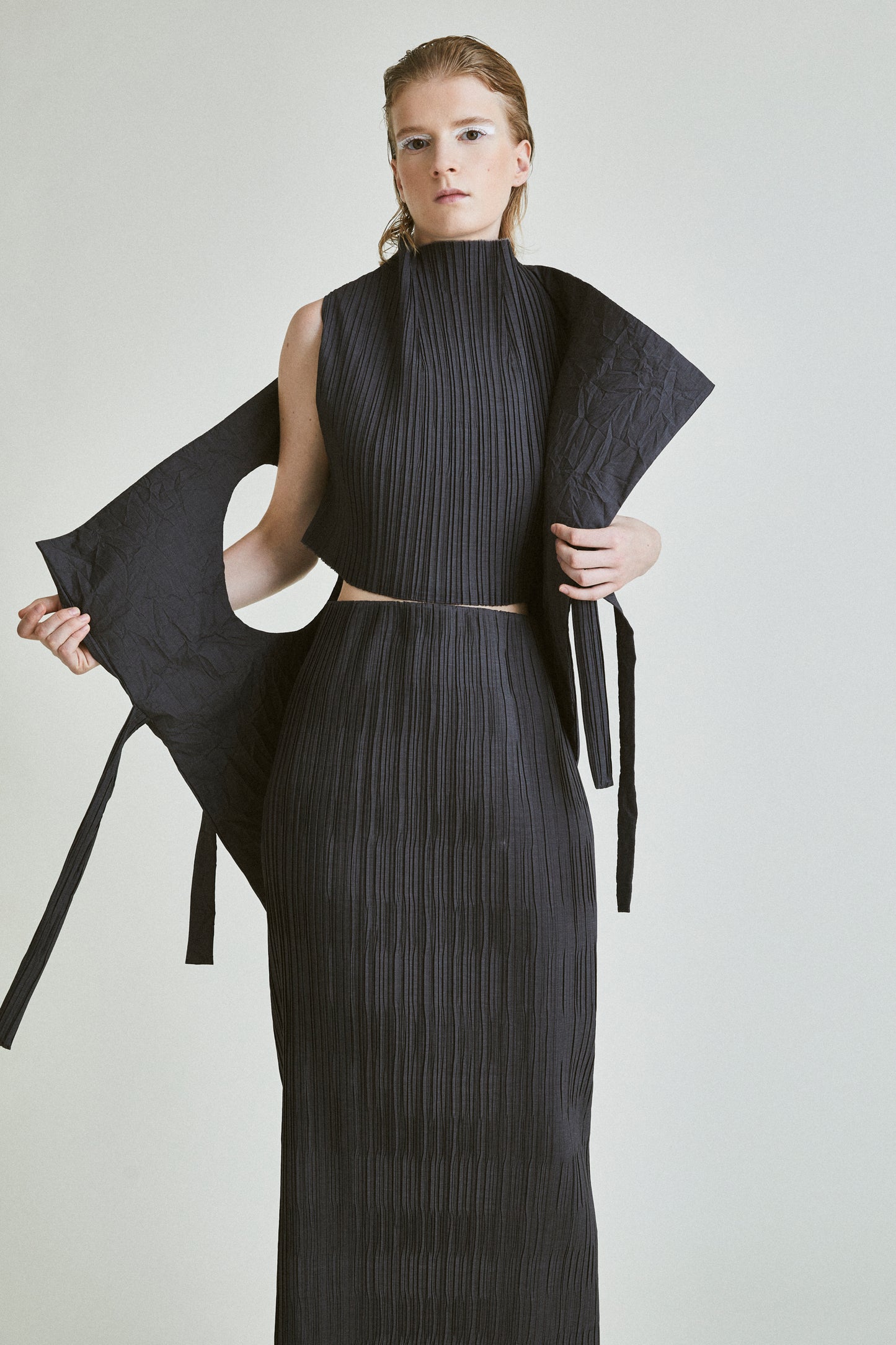 R_09 Bolero Vest