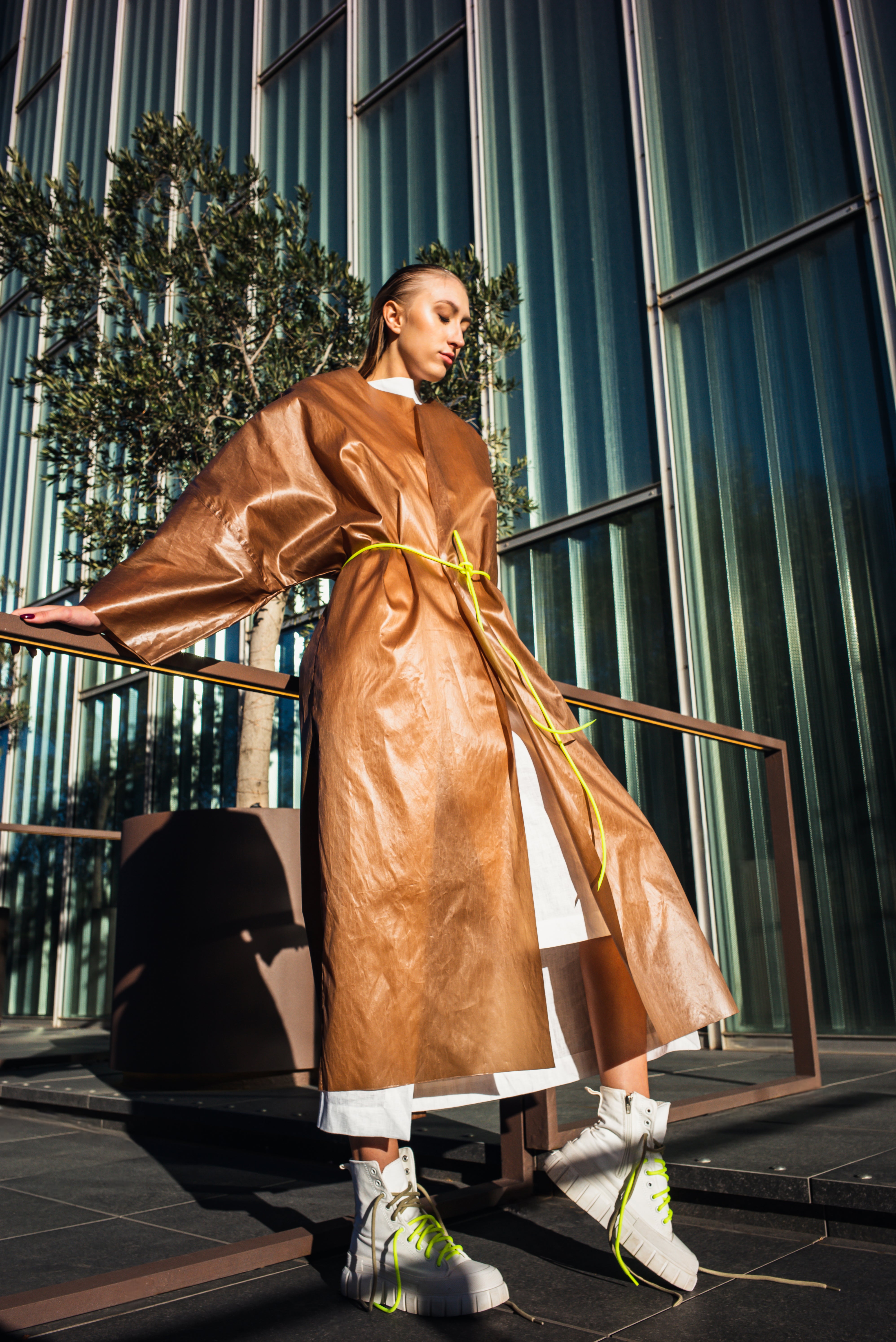 W_04 Raincoat Silk – MESNIKOVICH BCN
