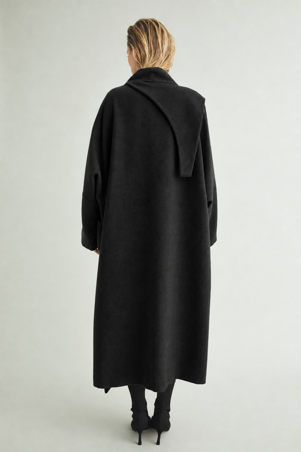 DETAIL COAT WOOL / 05