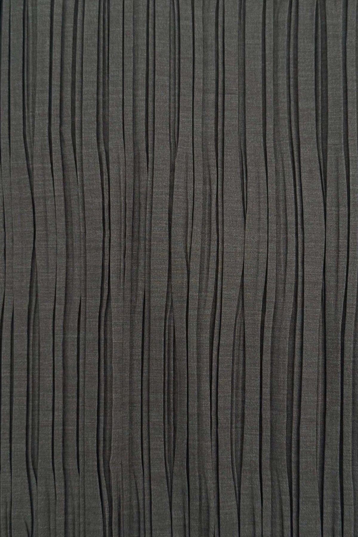 Grey pleated fabric — PLISSÉ /01